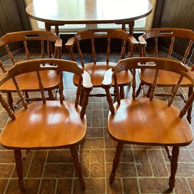 Table W/ Leaf & (6) Chairs