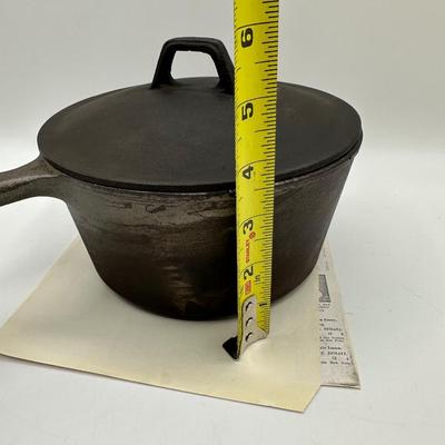 Cast Iron 2qt Saucepan