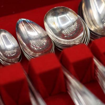 Oneida Community Tudor Plate & Few Sterling Pieces