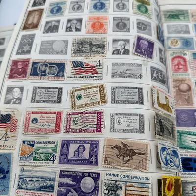 Statesman Stamp Album