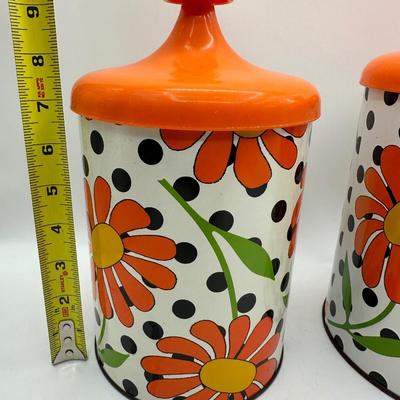 Vintage Tins w/ Tops
