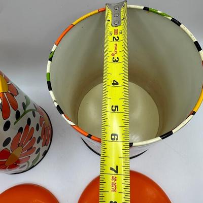 Vintage Tins w/ Tops