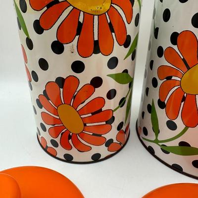 Vintage Tins w/ Tops