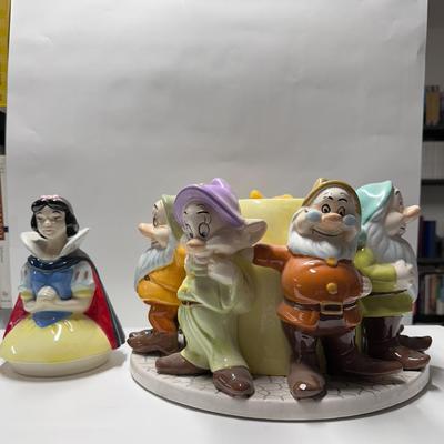Disney Snow White and The Seven Dwarfs Cookie Jar