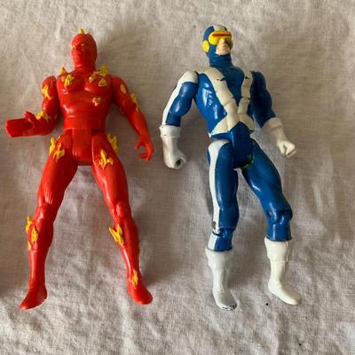 Vintage toy figures including Marvel heros