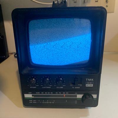 GE Spacemaker Radio & TMK Portable TV (K-HS)
