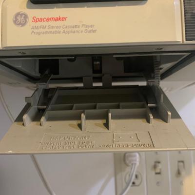 GE Spacemaker Radio & TMK Portable TV (K-HS)