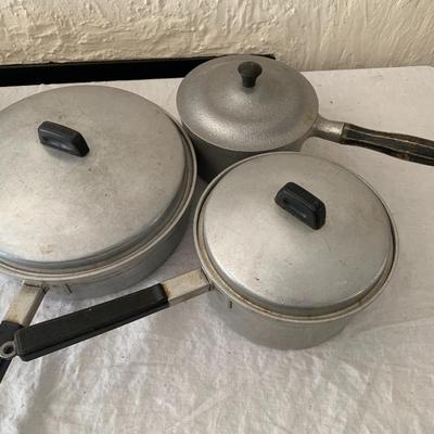 Vitage pot collection