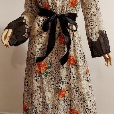Vtg 1970's Cotton/Voile Maxi Prairie Floral dress w/Sash