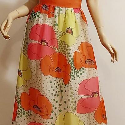 Exquisite vtg 70s Floral Chiffon Hostess Maxi dress w/Ruffles & Millinery Flowers