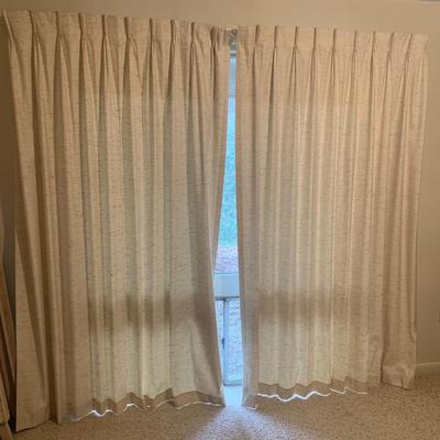 Two Sets of Rayon JC Penney Curtains (B2-HS)