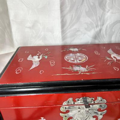 Jade jewelry inlaid red jewelry box