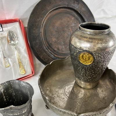 Collectibles from Pakistani dealer