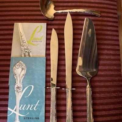 Madrigal by Lunt Sterling Silver Flatware Set 43 Pc. - 1138 grams