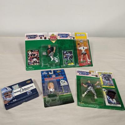 Troy Aikman Sports Collection Lot A