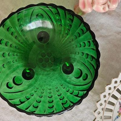 Vintage lot of small bowls, horse, misc