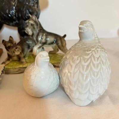 9 Piece Ceramic Figurine Lot