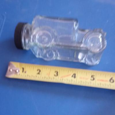 LOT 152 OLD GLASS CAR CANDY CONTAINER