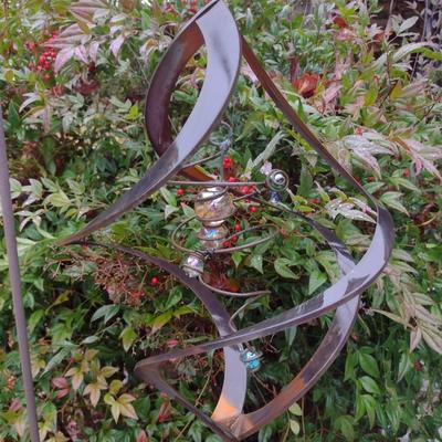 Metal Outdoor Whirligig with Glass Ball Center
