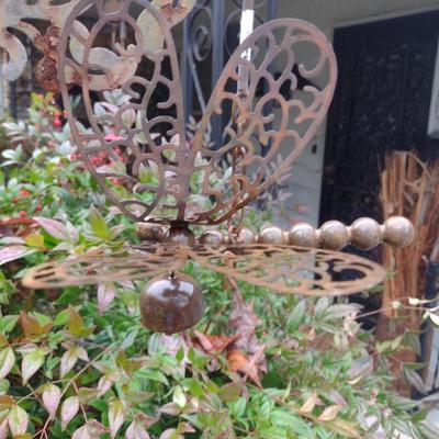 Metal Yard Art Dragon Fly