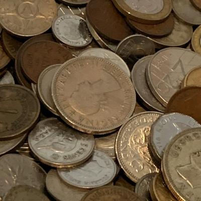 HUGE LOT Foreign Currency C036