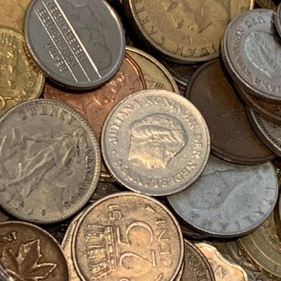 HUGE LOT Foreign Currency C036