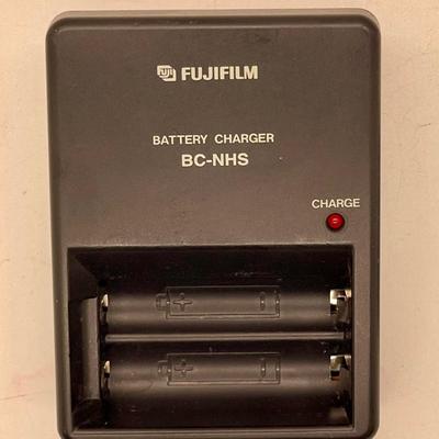Fujifilm Battery Charger with 3 Rechargeable AA Batteries