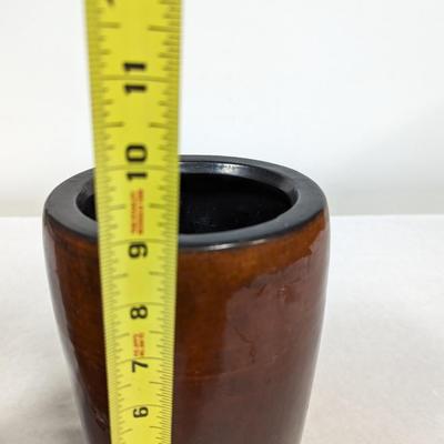 Sixtrees Lacquered Vases