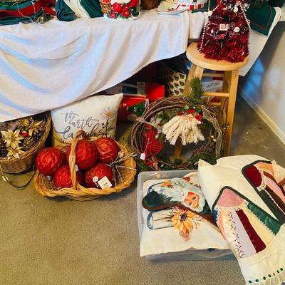 Lot 2: Christmas Decor & More (Right Side)
