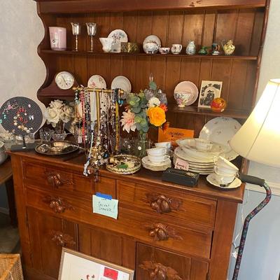 Lot 19: Checkout Jewelry, Furniture & More