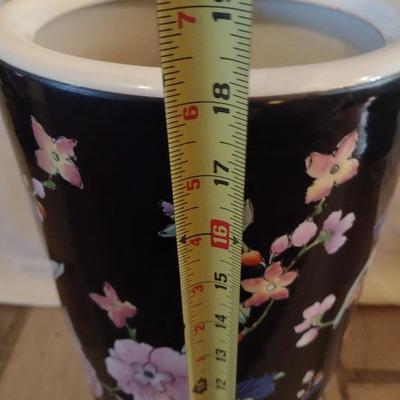 Chinese Porcelain Ceramic Tall Floor Vase Umbrella Stand