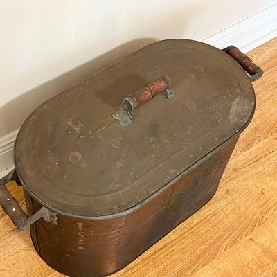 Lidded Copper Boiler Wash Tub With Wood Handles