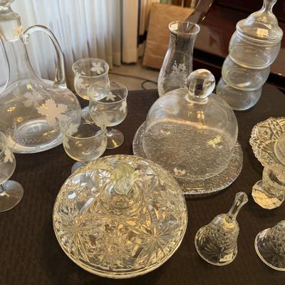 Decanter & serving dishes