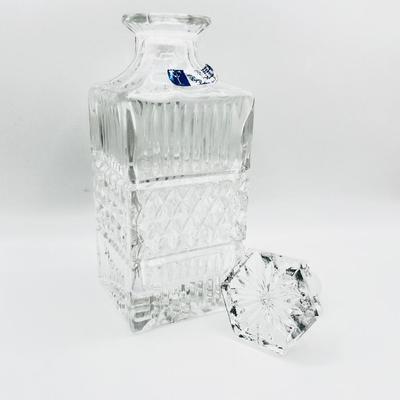 CRYSTAL CLEAR IND. ~ Criss-Cross Vertical Cut ~ Four (4) Piece Set