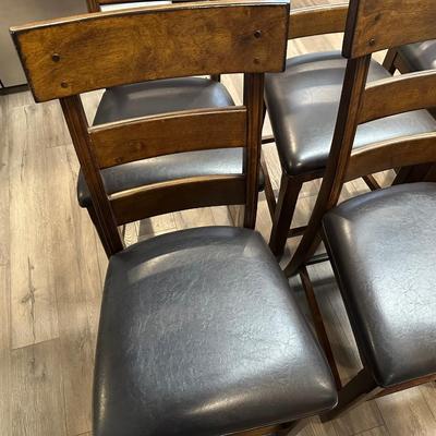 A-America Dining Table W/ Butterfly Leaf & (8) Chairs