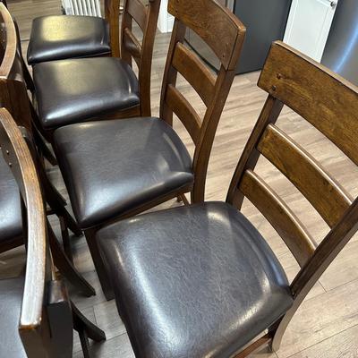 A-America Dining Table W/ Butterfly Leaf & (8) Chairs