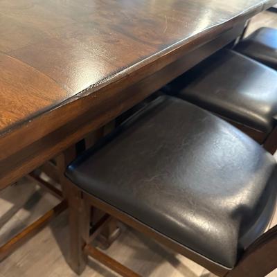 A-America Dining Table W/ Butterfly Leaf & (8) Chairs