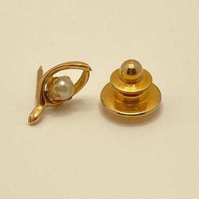 LOT 55J: Pair of Gold Tie Tack / Pins - Button 14K., Tw 1.40g and Wishbone / Pearl 14K., Tw 0.51g