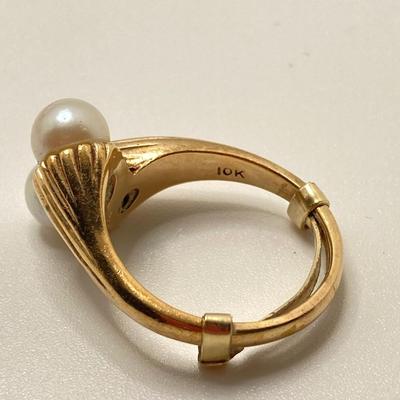 LOT 65J: Split Gold Ring with Two White Cultured Pearls - 10K., Tw 6.81g, Sz 7 - 7.5 removable ring guard