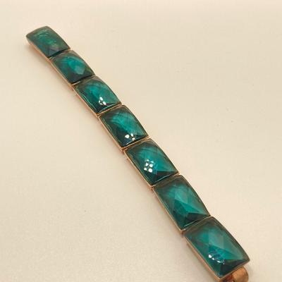 LOT 68J: Unique Faceted Cushion Cut Art Glass Lozenge Bracelet marked KC