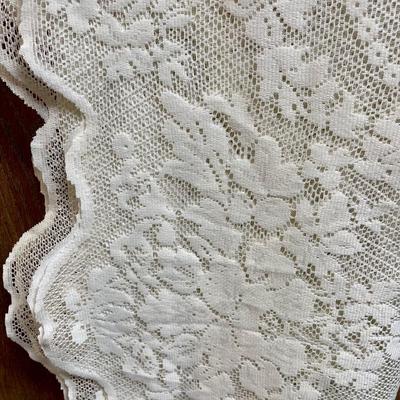 Lace Tablecloth 82 x 120 inches rectangular