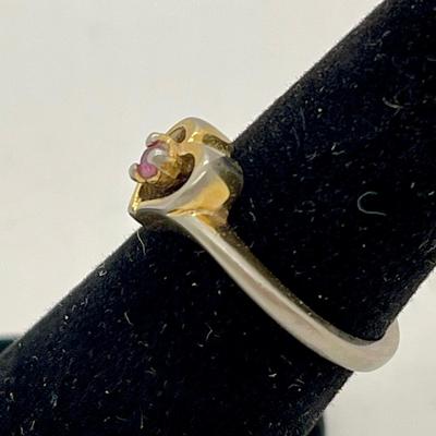 14k HG ring, heart shaped red stone