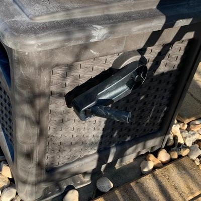 Garden Hose in Roller / Storage Box
