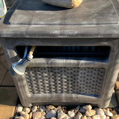 Garden Hose in Roller / Storage Box