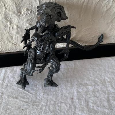 Kenner ALIENS Queen Alien Deluxe Xenomorph Action Figure 6" Loose Vintage