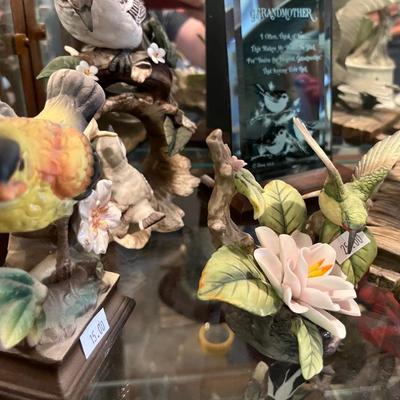 Bird figurines