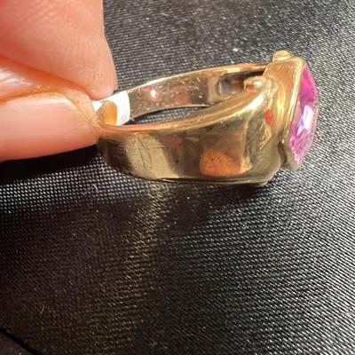 10 K Gold Ring with Stone