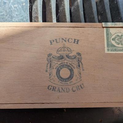 Vintage Boxes (see all pictures)
