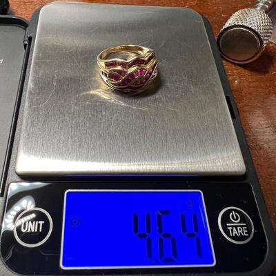 Beautiful 10 K Gold Ring with Ruby Stones