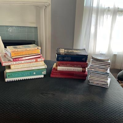 H1031 OAKWORKS Massage Table with Books